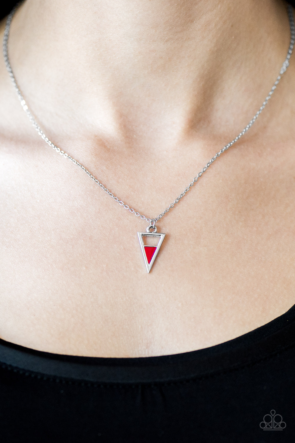 GIRL WITH EDGE RED NECKLACE