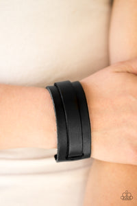 ROAD TRIP STYLE BLACK BRACELET