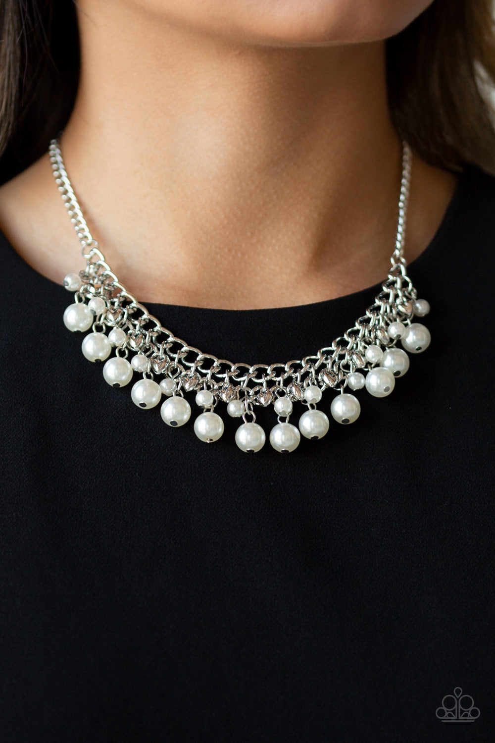 Duchess Dior - White NECKLACE